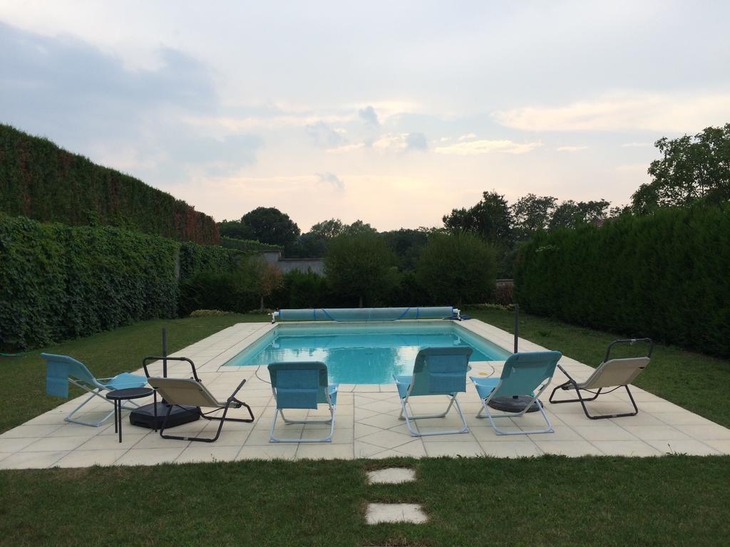Castello Di Brusata Apartment By Quokka 360 - Romantic Flat With Pool Mendrisio Ngoại thất bức ảnh